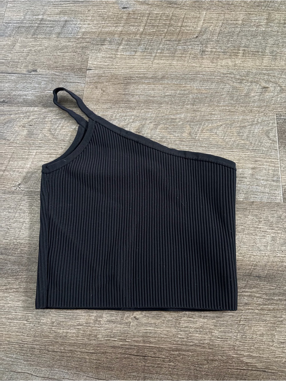 Forever 21 Black One-Shoulder Ribbed Crop Top